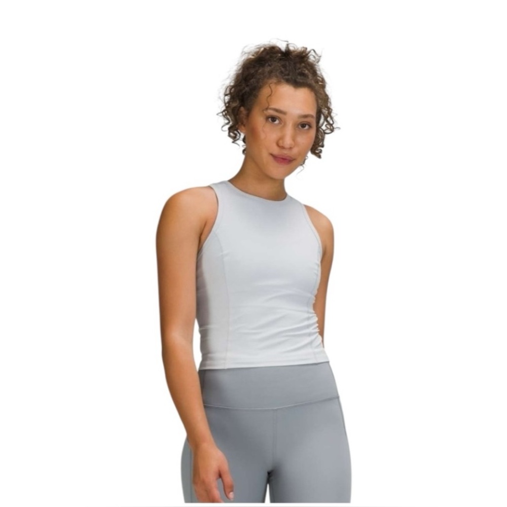 Lululemon Nulux Racerback Cropped Run Tank top Ice Grey Size 4 W1DBQS. NWT